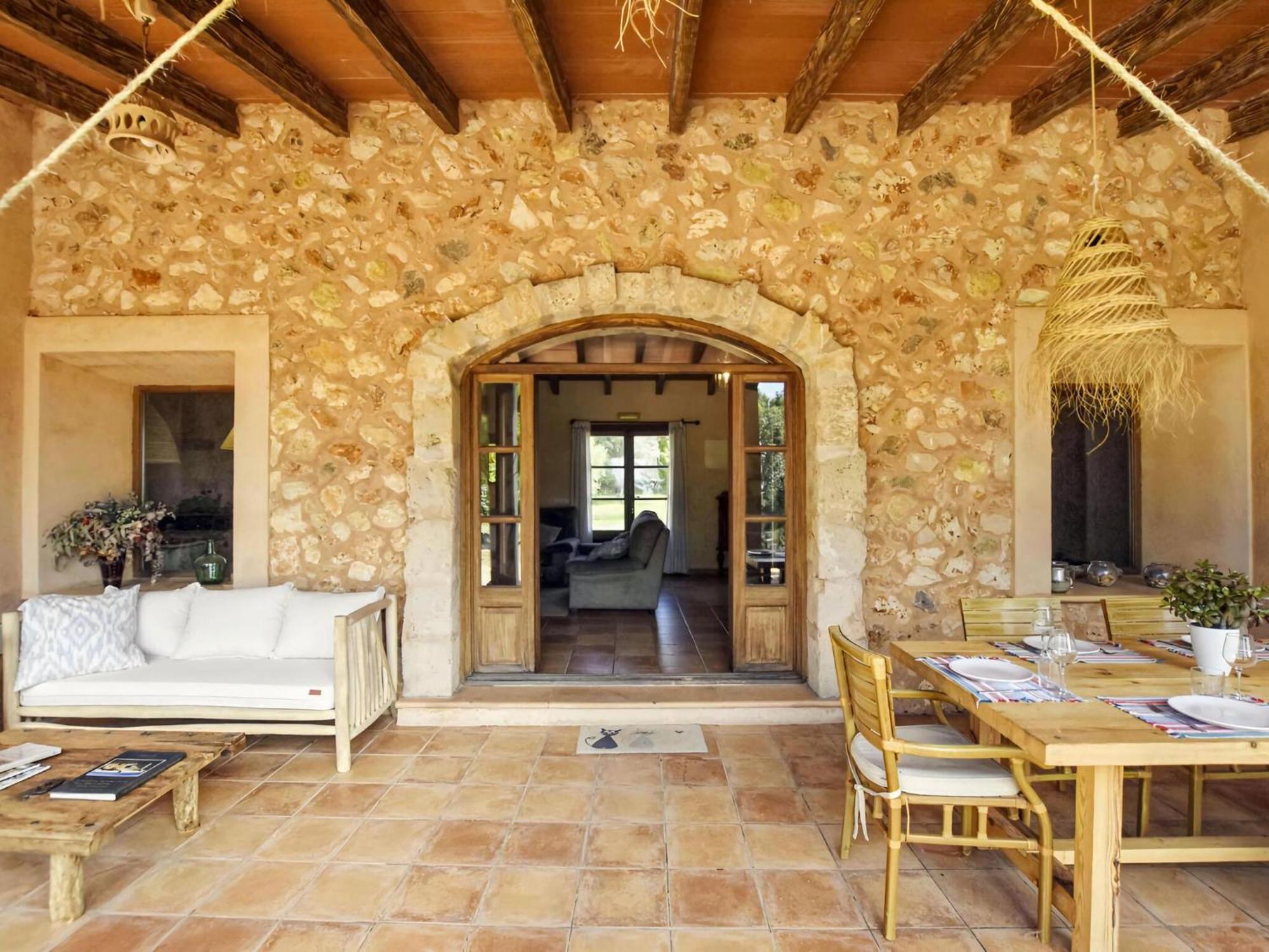 Ferienhaus Beautiful With Pool Santa Maria del Cami (Mallorca)